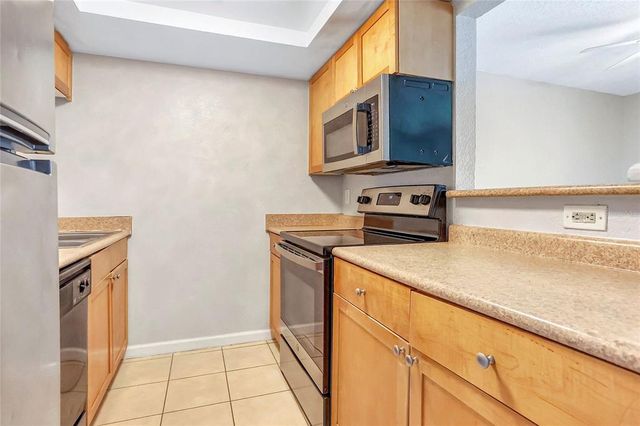 302 LEWFIELD CIRCLE 302, Winter Park, FL 32792