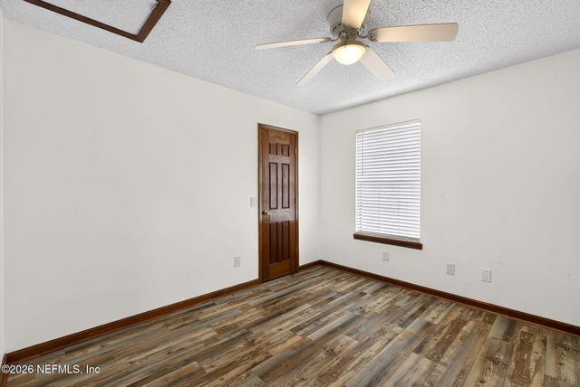 1305 LAKE ASBURY Drive, Green Cove Springs, FL 32043