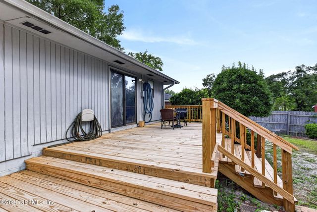 1305 LAKE ASBURY Drive, Green Cove Springs, FL 32043