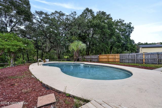 1305 LAKE ASBURY Drive, Green Cove Springs, FL 32043