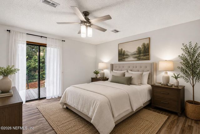 1305 LAKE ASBURY Drive, Green Cove Springs, FL 32043