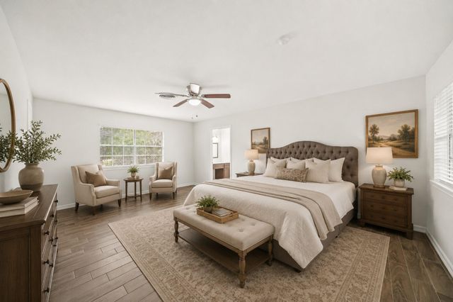 1655 E South Street, Alvin, TX 77511