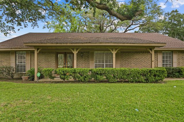 1655 E South Street, Alvin, TX 77511