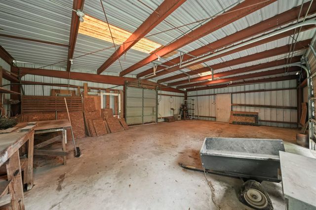 1655 E South Street, Alvin, TX 77511