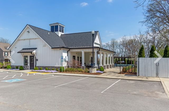 192 Grandstand Blvd, Gallatin, TN 37066