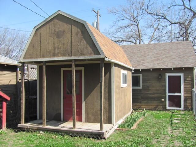 757 S Santa Fe Ave, Salina, KS 67401