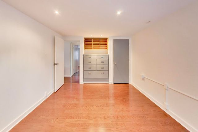 1138 W Lunt Avenue 2B, Chicago, IL 60626