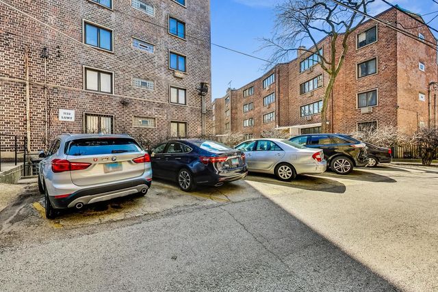 1138 W Lunt Avenue 2B, Chicago, IL 60626