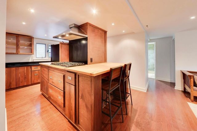 1138 W Lunt Avenue 2B, Chicago, IL 60626