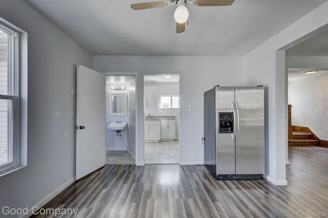 813 S Center Street, Royal Oak, MI 48067