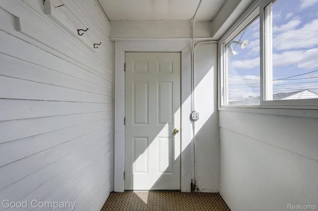813 S Center Street, Royal Oak, MI 48067