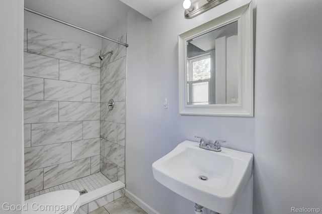 813 S Center Street, Royal Oak, MI 48067