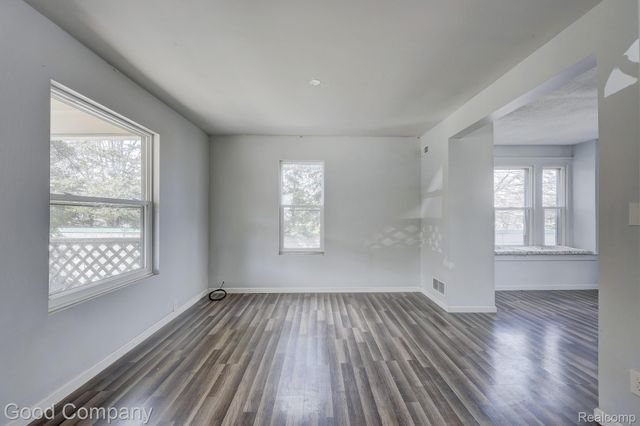 813 S Center Street, Royal Oak, MI 48067
