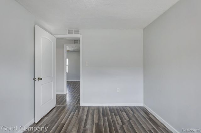 813 S Center Street, Royal Oak, MI 48067