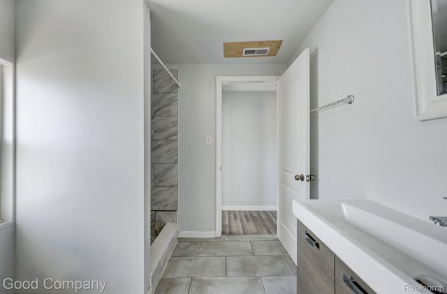 813 S Center Street, Royal Oak, MI 48067