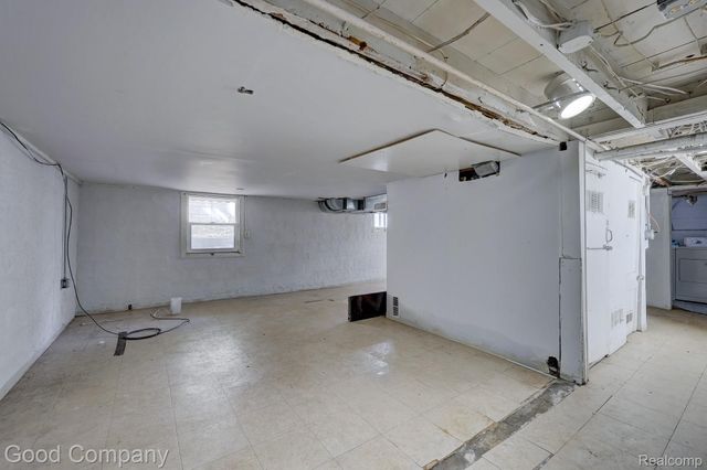 813 S Center Street, Royal Oak, MI 48067