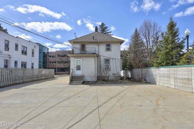 813 S Center Street, Royal Oak, MI 48067