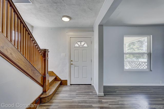 813 S Center Street, Royal Oak, MI 48067