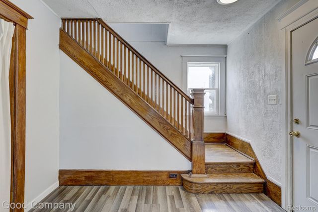 813 S Center Street, Royal Oak, MI 48067
