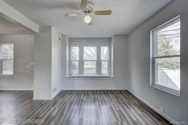 813 S Center Street, Royal Oak, MI 48067