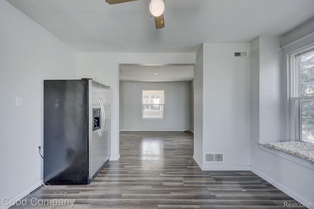 813 S Center Street, Royal Oak, MI 48067