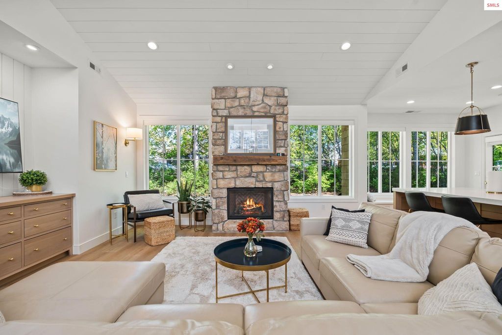 306 Eskridge Place, Dover, ID 83825 photo 5