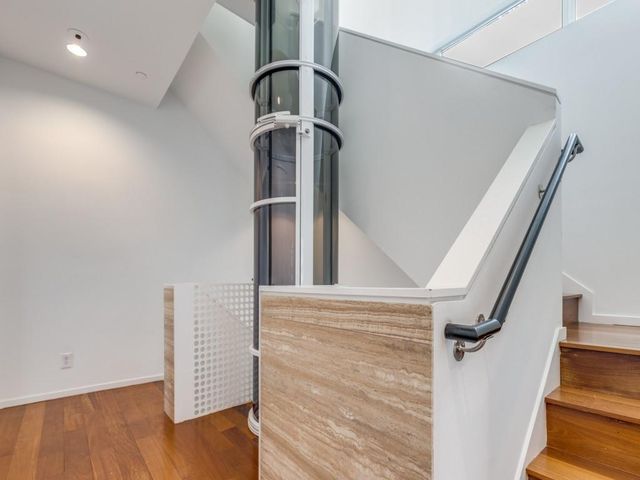 608 Stanford Street B, Houston, TX 77019