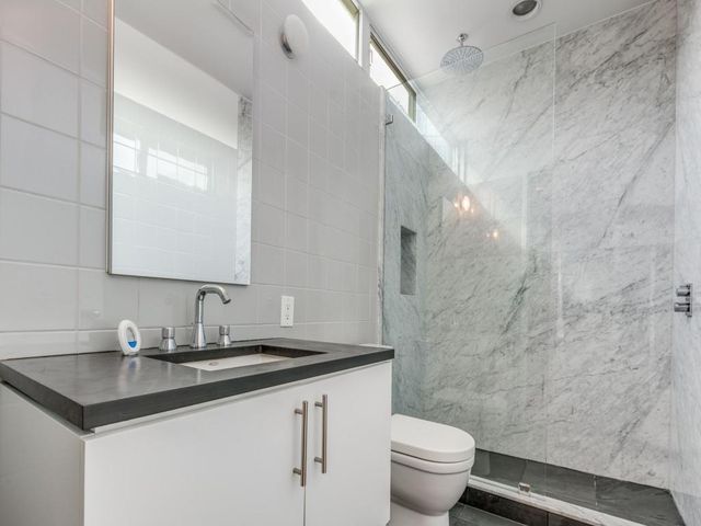 608 Stanford Street B, Houston, TX 77019