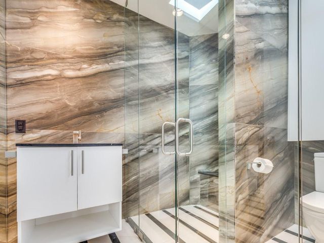 608 Stanford Street B, Houston, TX 77019