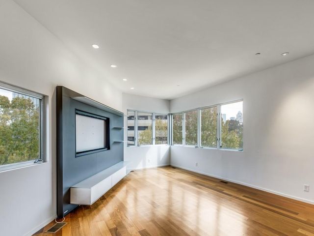 608 Stanford Street B, Houston, TX 77019