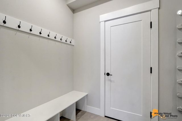 8803 Chalk Hill Loop, Anchorage, AK 99502