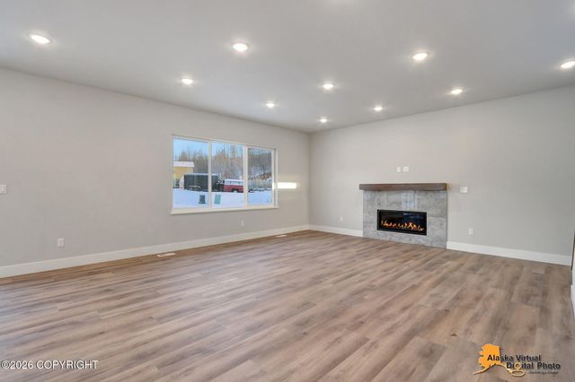 8803 Chalk Hill Loop, Anchorage, AK 99502