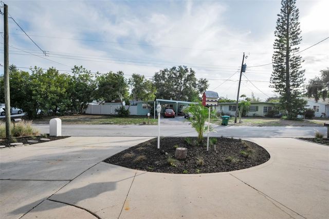 14557 APACHE AVENUE, Largo, FL 33774