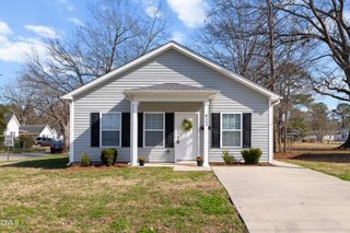 821 S 5th Street, Smithfield, NC 27577