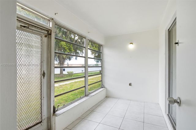 19051 NE 2nd Ave 1503, Miami, FL 33179