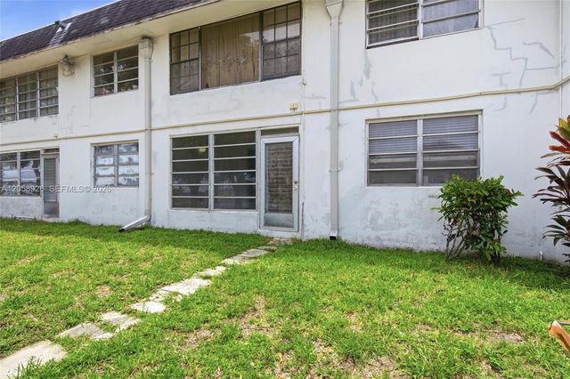 19051 NE 2nd Ave 1503, Miami, FL 33179