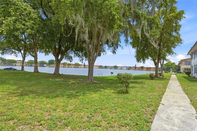 19051 NE 2nd Ave 1503, Miami, FL 33179
