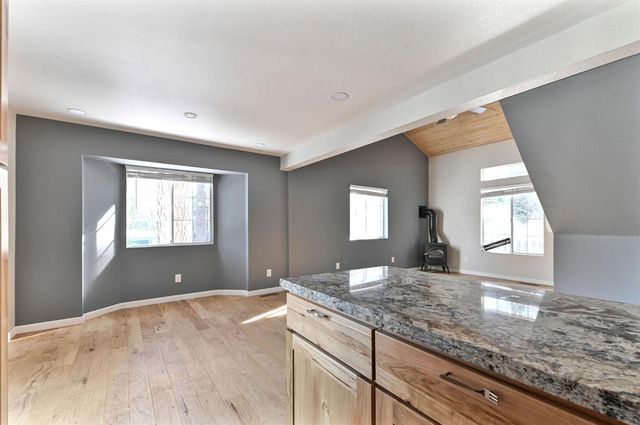 174 Wood Chip Cir, Arnold, CA 95223