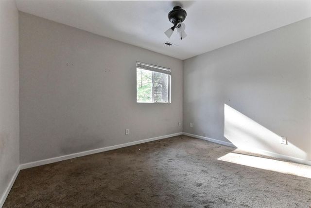 174 Wood Chip Cir, Arnold, CA 95223