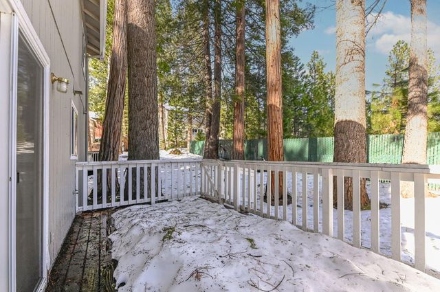 174 Wood Chip Cir, Arnold, CA 95223