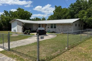1210 CROWN Drive, Jacksonville, FL 32221