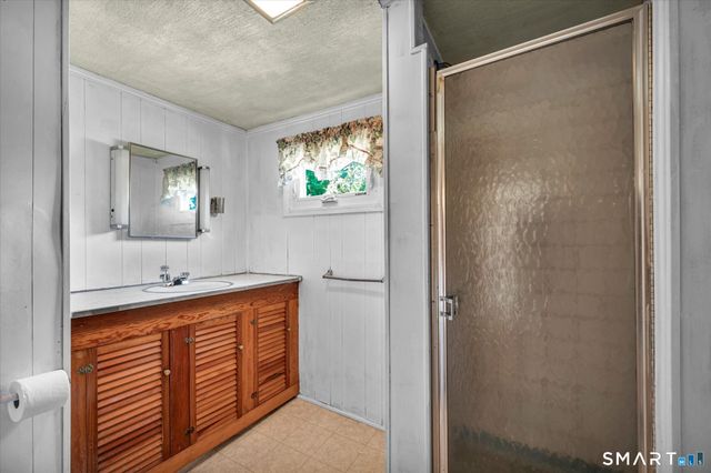 27 Gamache Lane, Windham, CT 06256