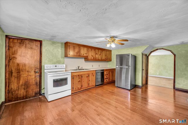 27 Gamache Lane, Windham, CT 06256