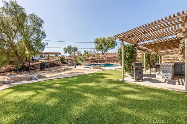 8015 Gopher Gulch Road, Riverside, CA 92506