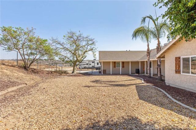 8015 Gopher Gulch Road, Riverside, CA 92506