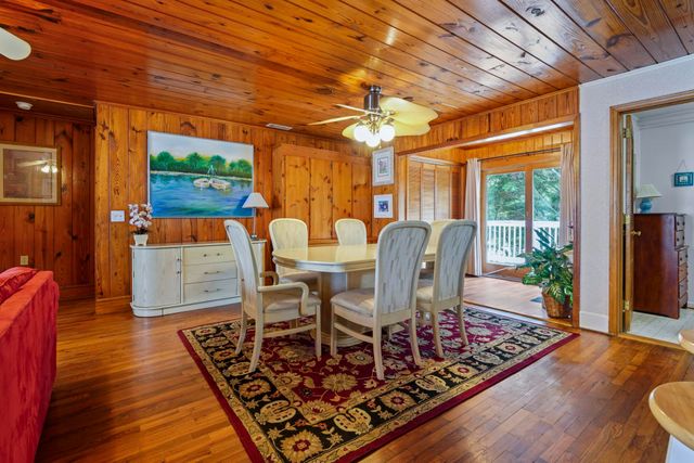 132 Calhoun Dr., Murrells Inlet, SC 29576