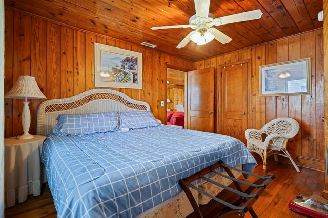 132 Calhoun Dr., Murrells Inlet, SC 29576
