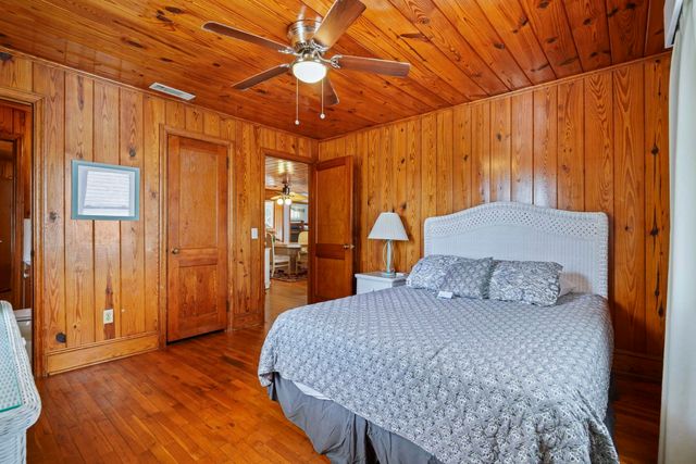 132 Calhoun Dr., Murrells Inlet, SC 29576