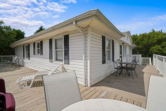132 Calhoun Dr., Murrells Inlet, SC 29576