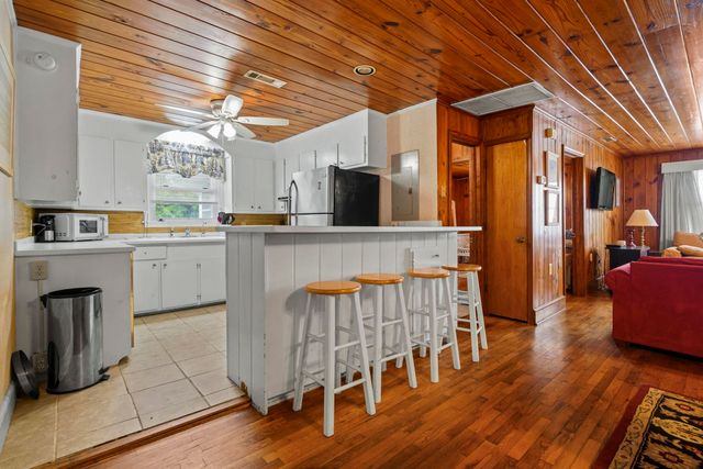 132 Calhoun Dr., Murrells Inlet, SC 29576